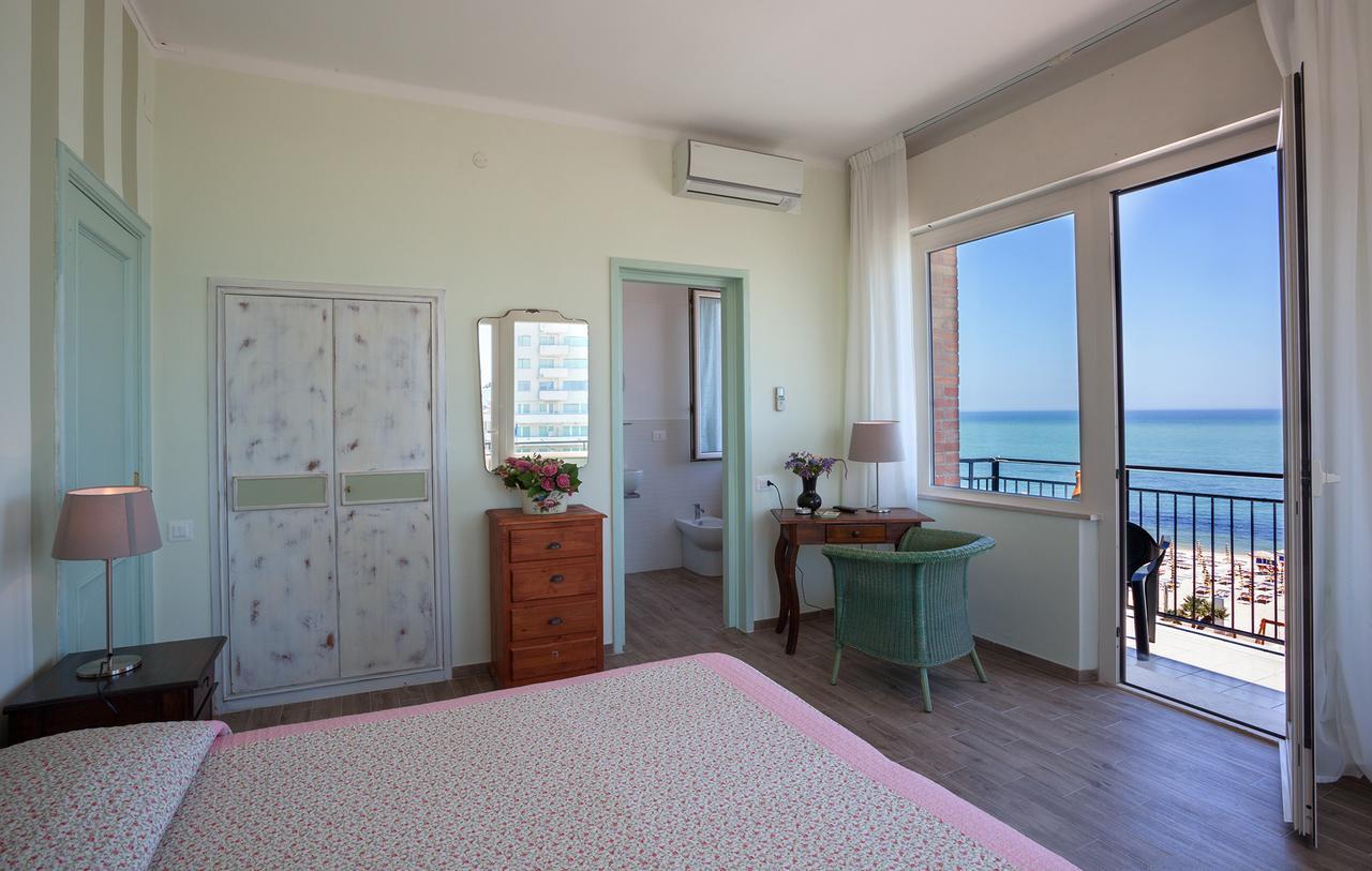 Hotel Bianchi Nicola Porto Recanati Eksteriør bilde