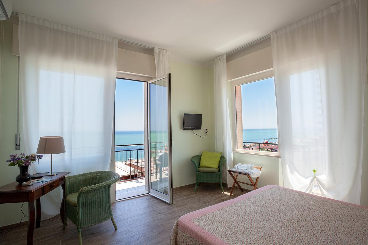 Hotel Bianchi Nicola Porto Recanati Eksteriør bilde