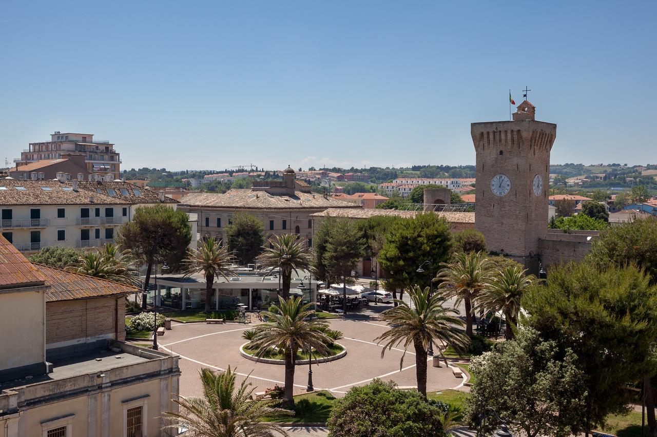 Hotel Bianchi Nicola Porto Recanati Eksteriør bilde