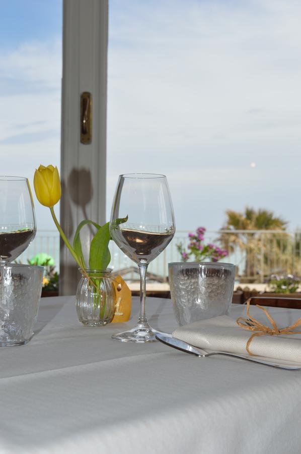 Hotel Bianchi Nicola Porto Recanati Eksteriør bilde